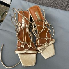 Ladies gold sandals size 4