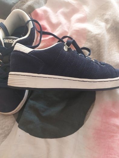 boys kswiss runners size 2