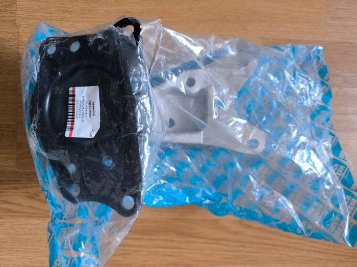Engine Mount Brand New REINHOCH RH11-0083 VW Polo Skoda Fabia Seat Ibiza