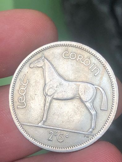 Irish 1964 Halfcrown Nice grade