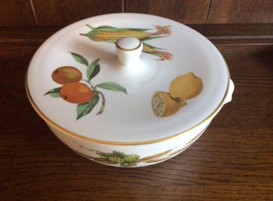 Royal Worcester Evesham pattern circular oven to Tableware lidded serving dish