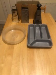 Kitchen bundle - graters, cutlery tray, microwave cover & sugar bowl