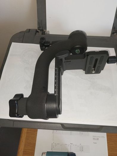 canon RF 100-400 F5.6-8 IS Usm Lens with extras.