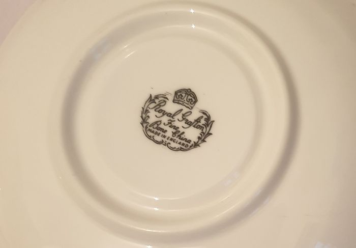 Royal Grafton Fine Bone China Saucers X2