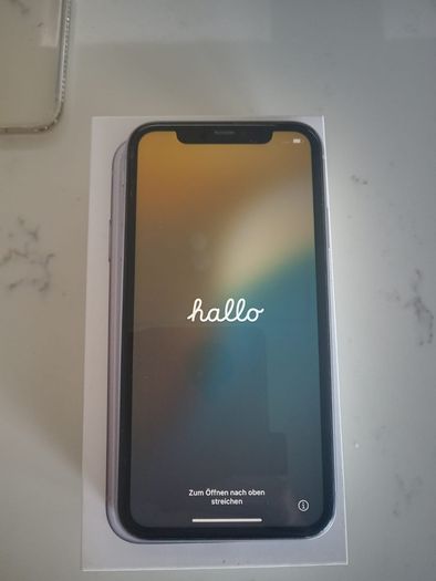 Can post!  Mint Apple iPhone 11
