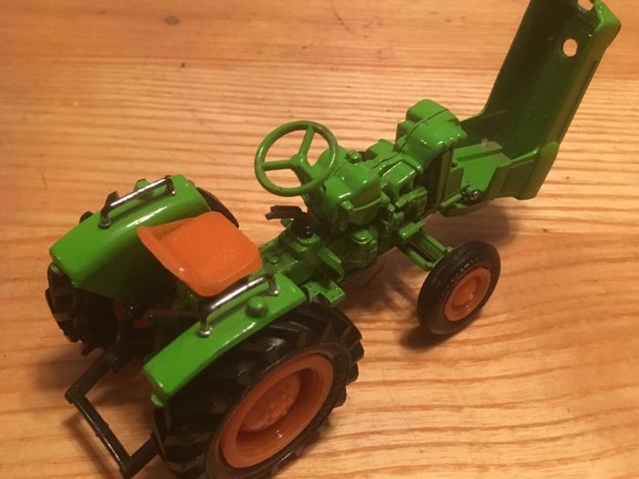Playart 1/43 Kubota tractor