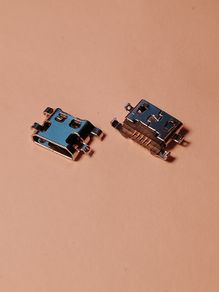 2 pcs Vodafone VDF620 Smart N9 Lite / Lenovo A708t S890 / Alcatel 7040N / Huawei G7 G7-TL00 USB Charging Ports