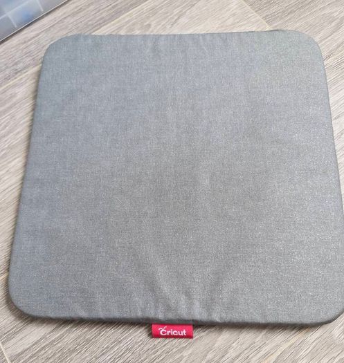 Cricut Easypress 3 & Cricut Easypress Mat