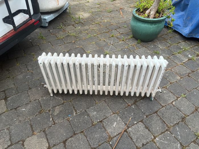 cast iron radiator