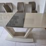 Extandable dining table with 6 chairs Image 8