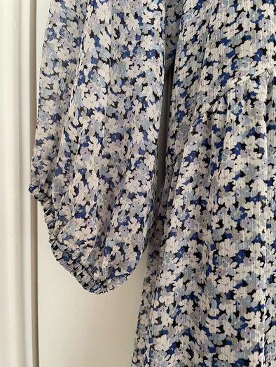 Ditsy Print Tunic Size 16