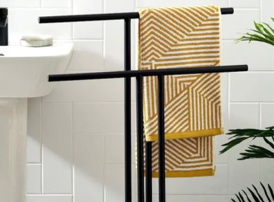 Black Towel Rail