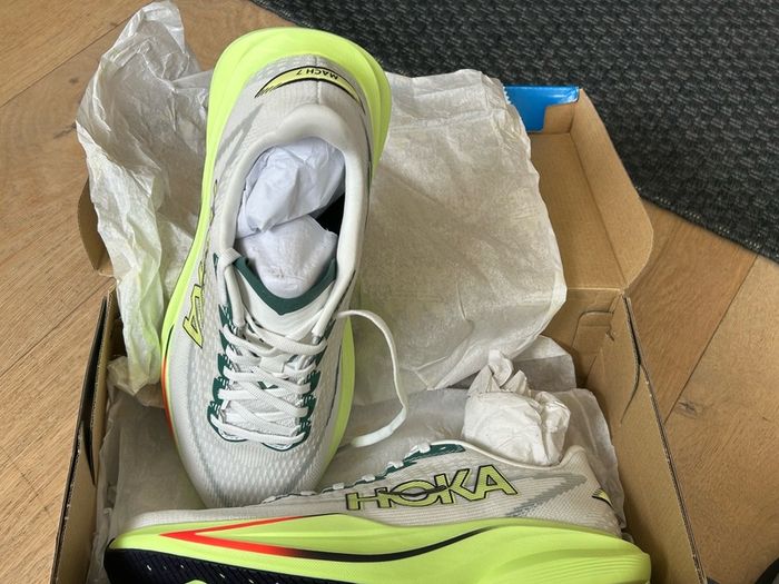Hoka Mach 7 - Size 9 - brand new