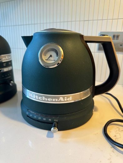 Kitchen Aid kettle and toaster