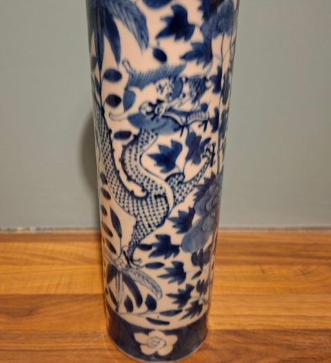 Chinese Porcelain cylinder vase Kangxi Mark 19th Century Brush Pot