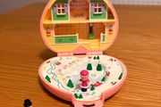 vintage polly pocket heidi's alpine chalet
