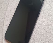 black iphone 14