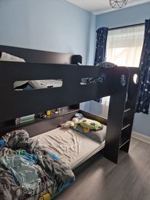 bunk bed