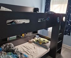 bunk bed