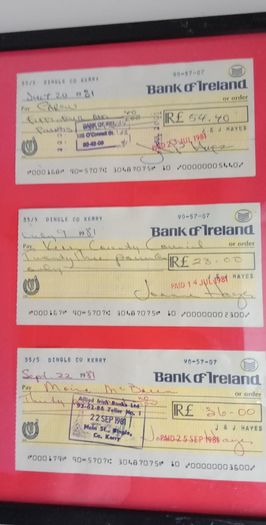 Vintage-Bank of Ireland-Cheques