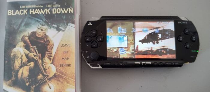 Psp 1004 MODDED 64gb 40 psp games on unit Original Battery