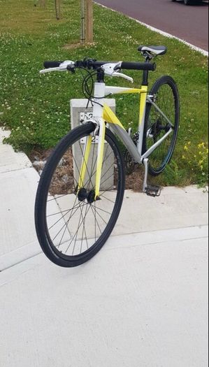 Road bike , good condition