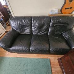 3 seats sofa
