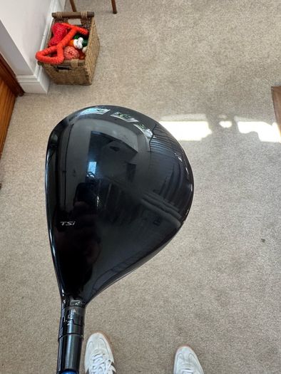 Titleist TSI3 9 Degree drive Accra TZ6 shaft