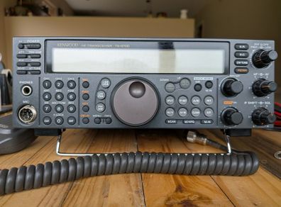 Kenwood TS-570D