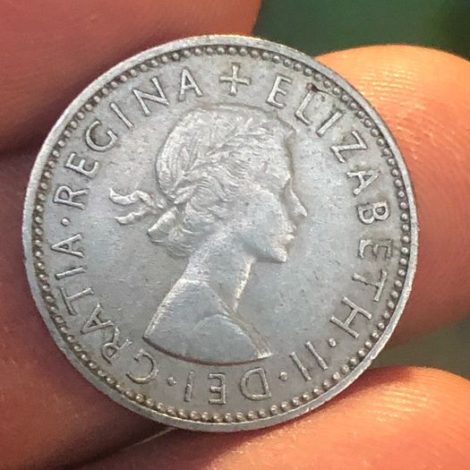 1957 One Shilling Elizabeth II