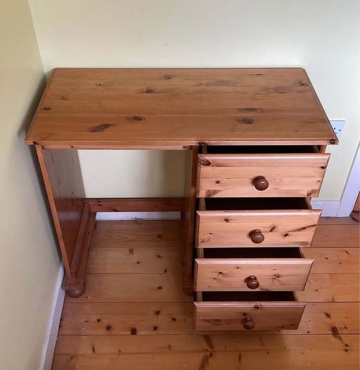 Solid Wooden Dressing Table & Matching Arched Mirror | 4 Drawers
