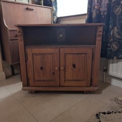 Wooden TV Unit