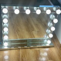 Hollywood Mirror