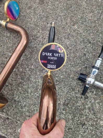 pub taps