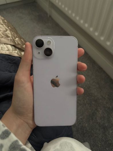 i phone 14 slight cracked screen can't even see it 74% battery