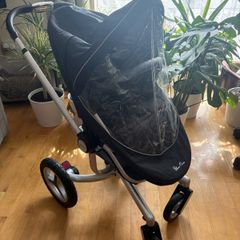 Silver Cross Surf Pram ( Canopy/Top-hood is missing)