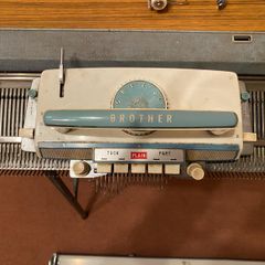 Brother knitting machine KH-580