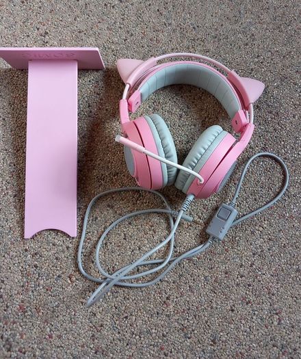Pink somic headset