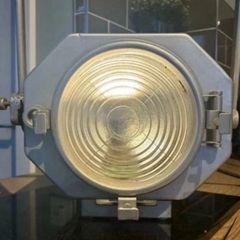 stage lighting fixture