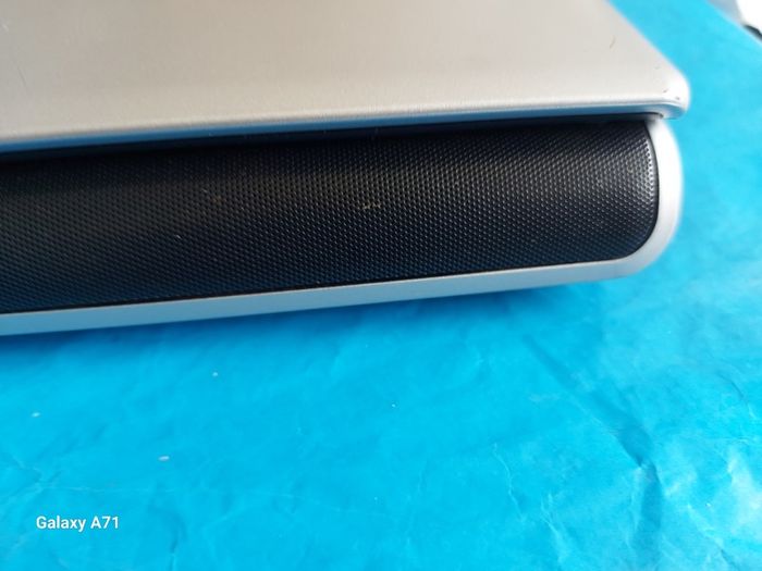HP Pavilion zv6000, Windows XP, in excellent cosmetic condition, A Genuine real Blast from the past