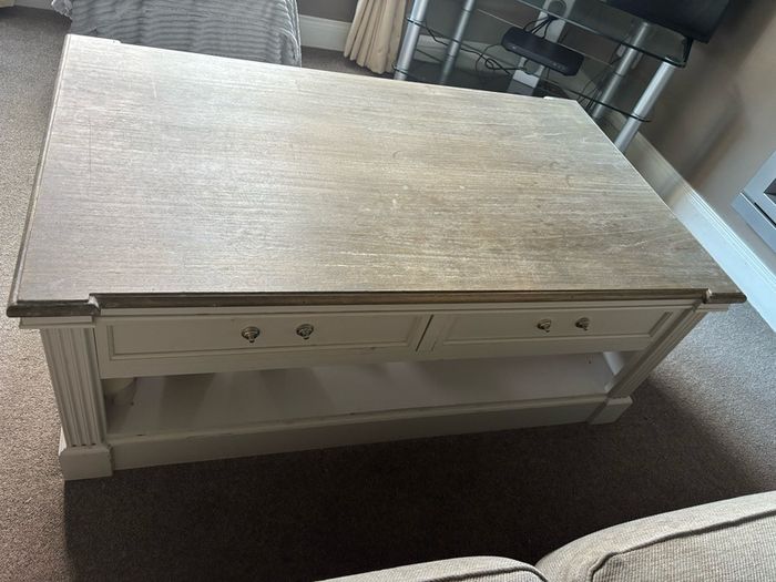 Living room Coffee table