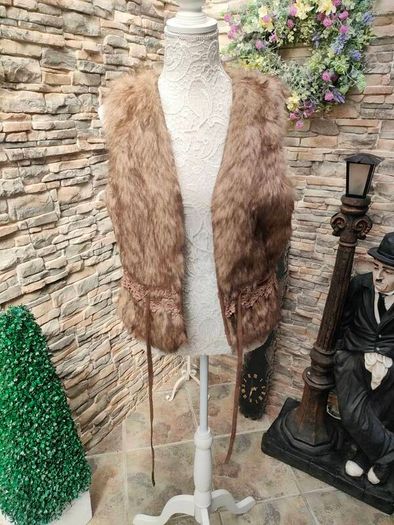 70s inspired faux fur gilet size 42 (M) Festival Season Postage included