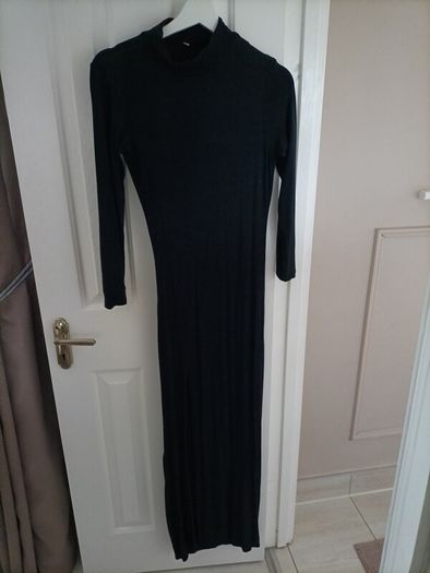Black maxi dress size 10