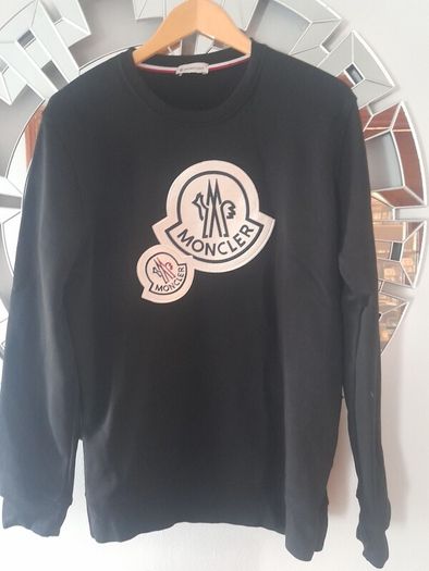 Moncler jumper as new Size large