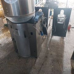 Calf Feeder