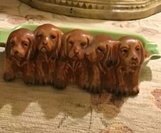 Genuine marked Beswick tray with 5 dogs