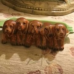 Beswick tray with 5 dogs