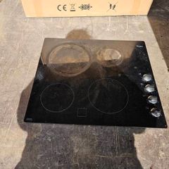 Whirlpool Ceramic Hob including extractor fan and hood