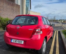 Toyota yaris 2011