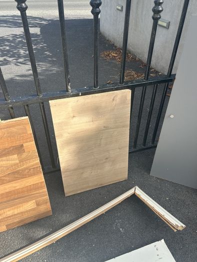 Fitted kitchen ends
